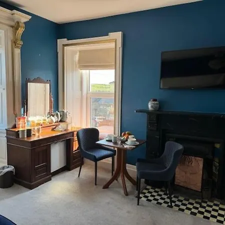 Abbey View Townhouse Konukevi 4*