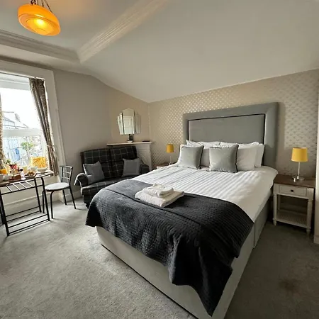 Abbey View House * Youghal
