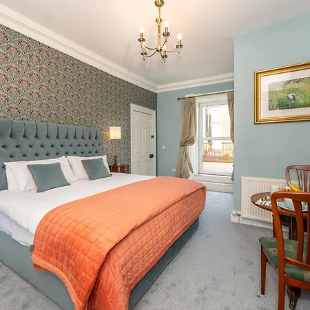 Abbey View Townhouse ヨール