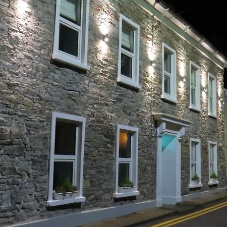 招待所 Abbey View House 4*