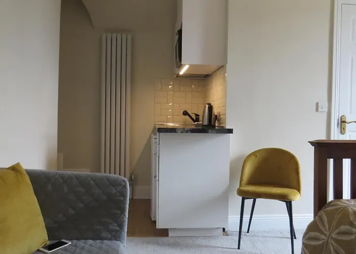 בית הארחה Abbey View Townhouse