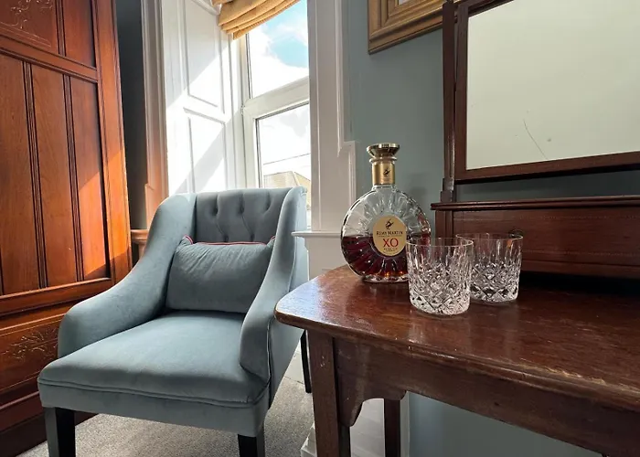 Abbey View Townhouse Гостевой дом 4*