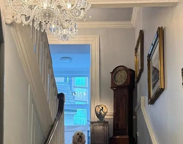 Abbey View Townhouse 4*